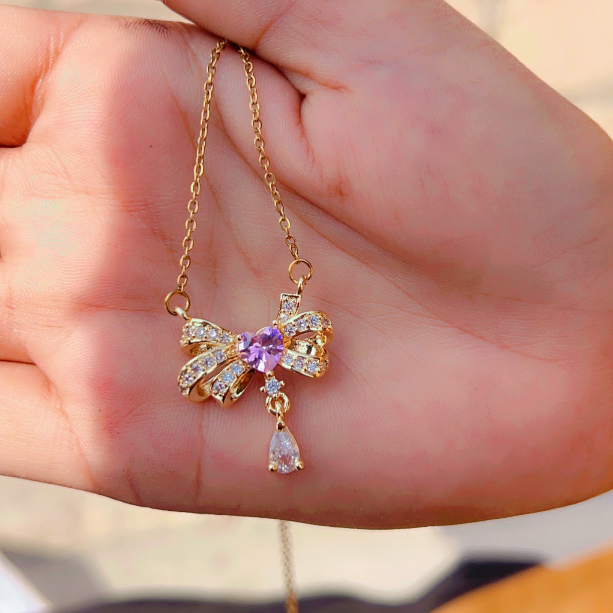 Heart-Shaped Crystal Necklaces – Dainty & Stylish Jewelry for Women